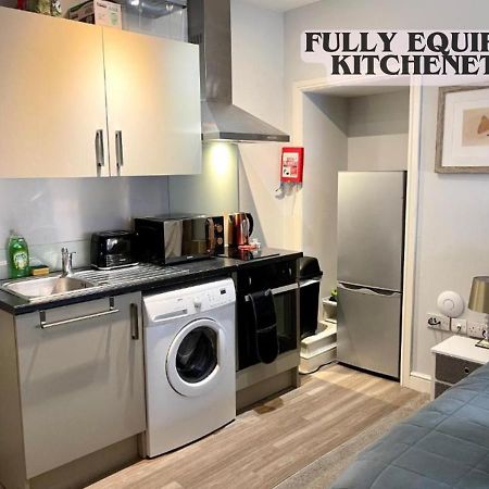Cute And Cosy Studio In A Fantastic Location! Bishops Stortford Appartement Bishop's Stortford Buitenkant foto