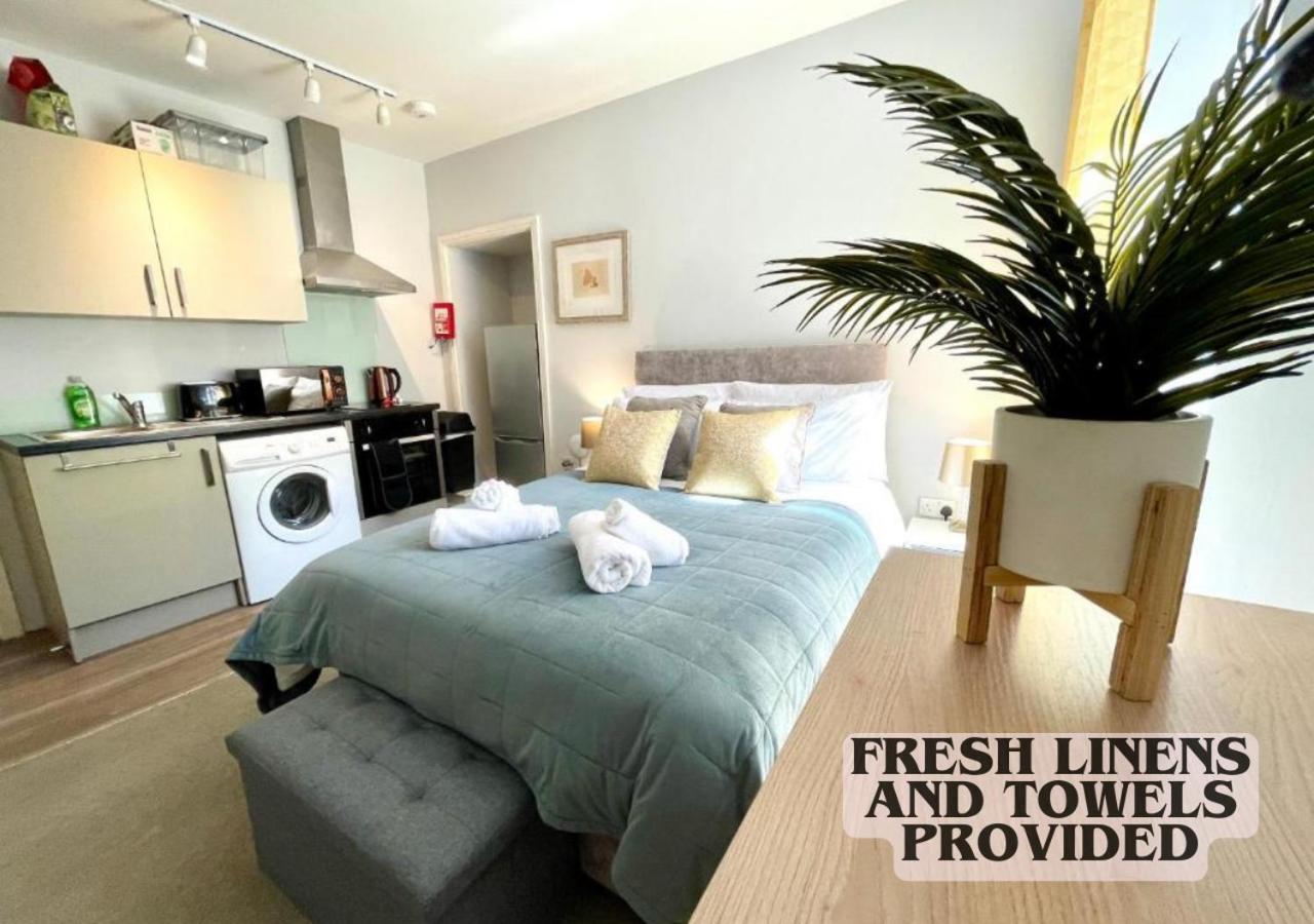 Cute And Cosy Studio In A Fantastic Location! Bishops Stortford Appartement Bishop's Stortford Buitenkant foto
